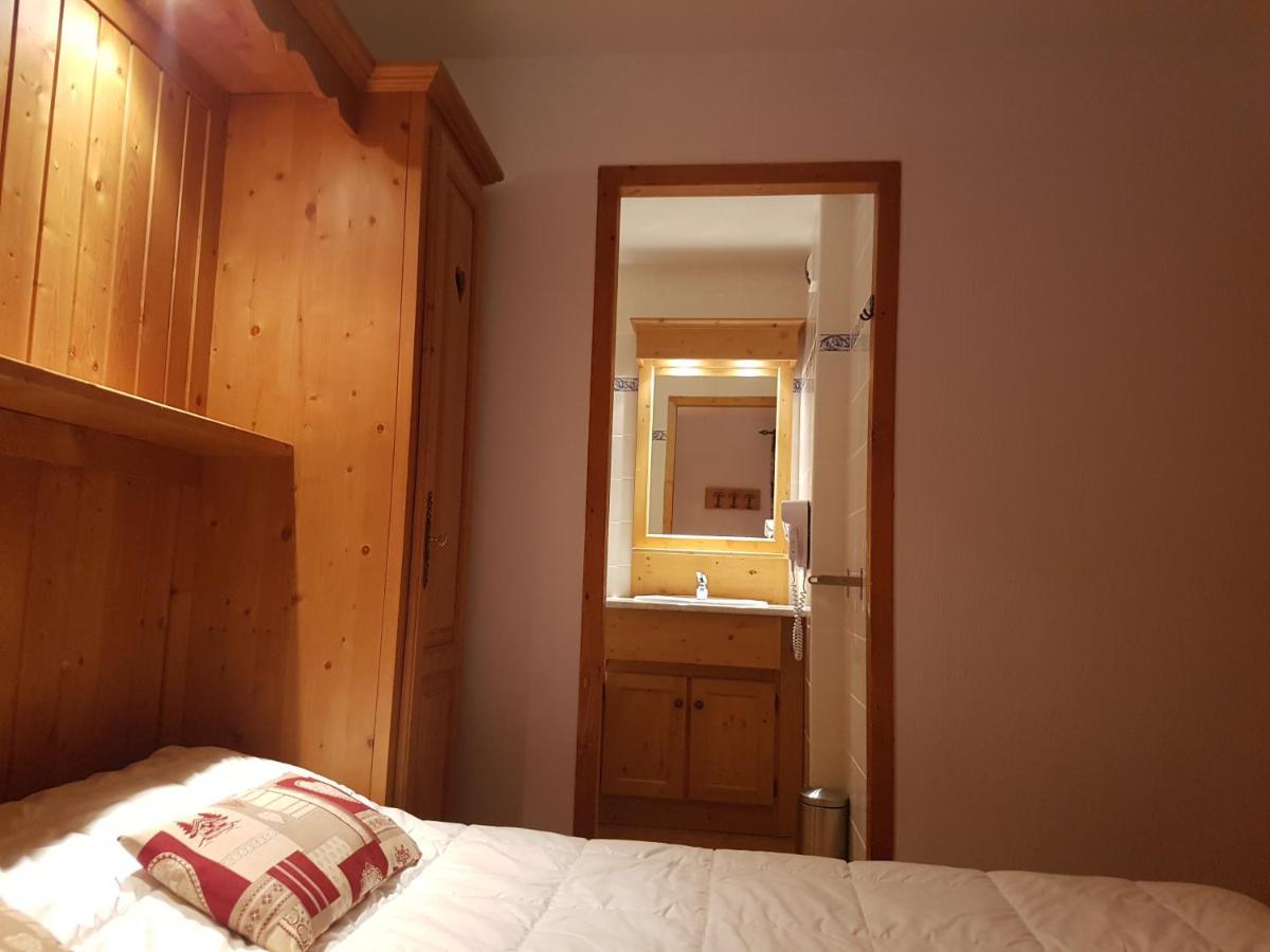 Appartement Le Pic Blanc Oz Buitenkant foto